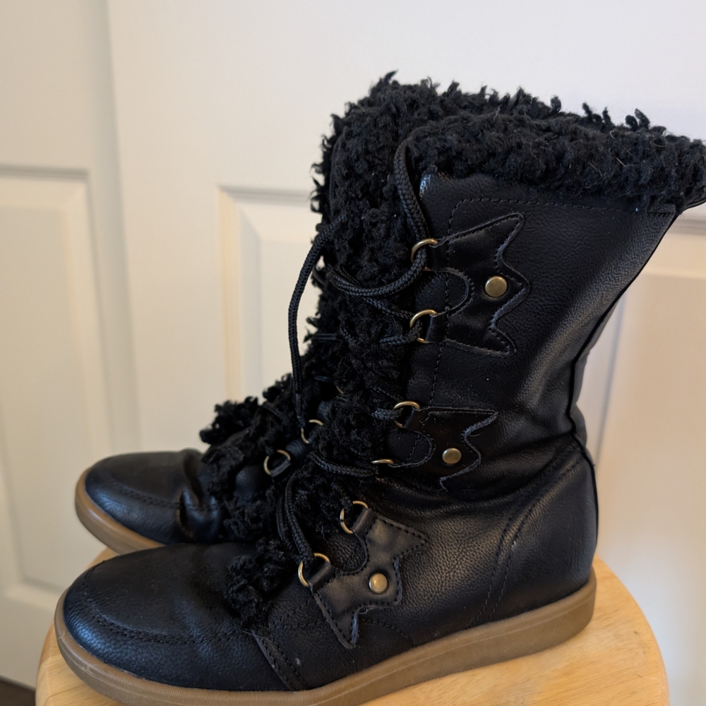 Stylish Black Women's Boots